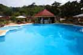 Hotel Berjaya Praslin Beach