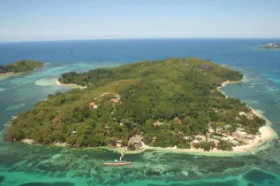 Hotel Cerf Island Resort